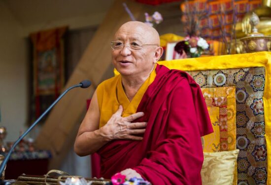 Chökyi Nyima Rinpoche Pic